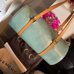 Authentic Louis Vuitton Vernis Bedford